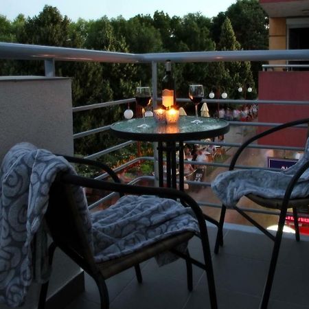 Aqua City Apartman ไฮจ์ดุสโซบอสโล ภายนอก รูปภาพ