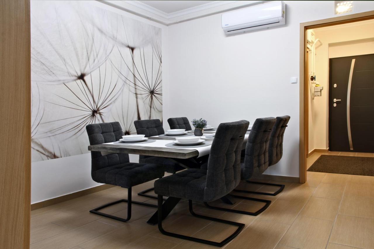 Aqua City Apartman ไฮจ์ดุสโซบอสโล ภายนอก รูปภาพ