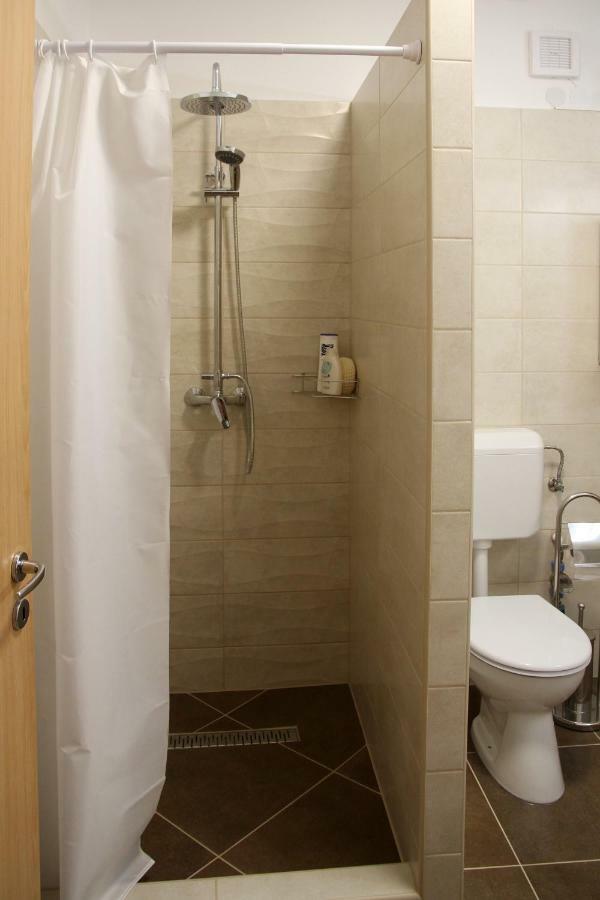 Aqua City Apartman ไฮจ์ดุสโซบอสโล ภายนอก รูปภาพ